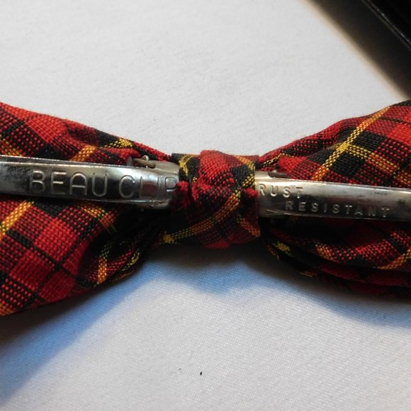Vintage Wickbury Ltd. Plaid Cummerbund and Bow Tie Set - Picture 6 of 10